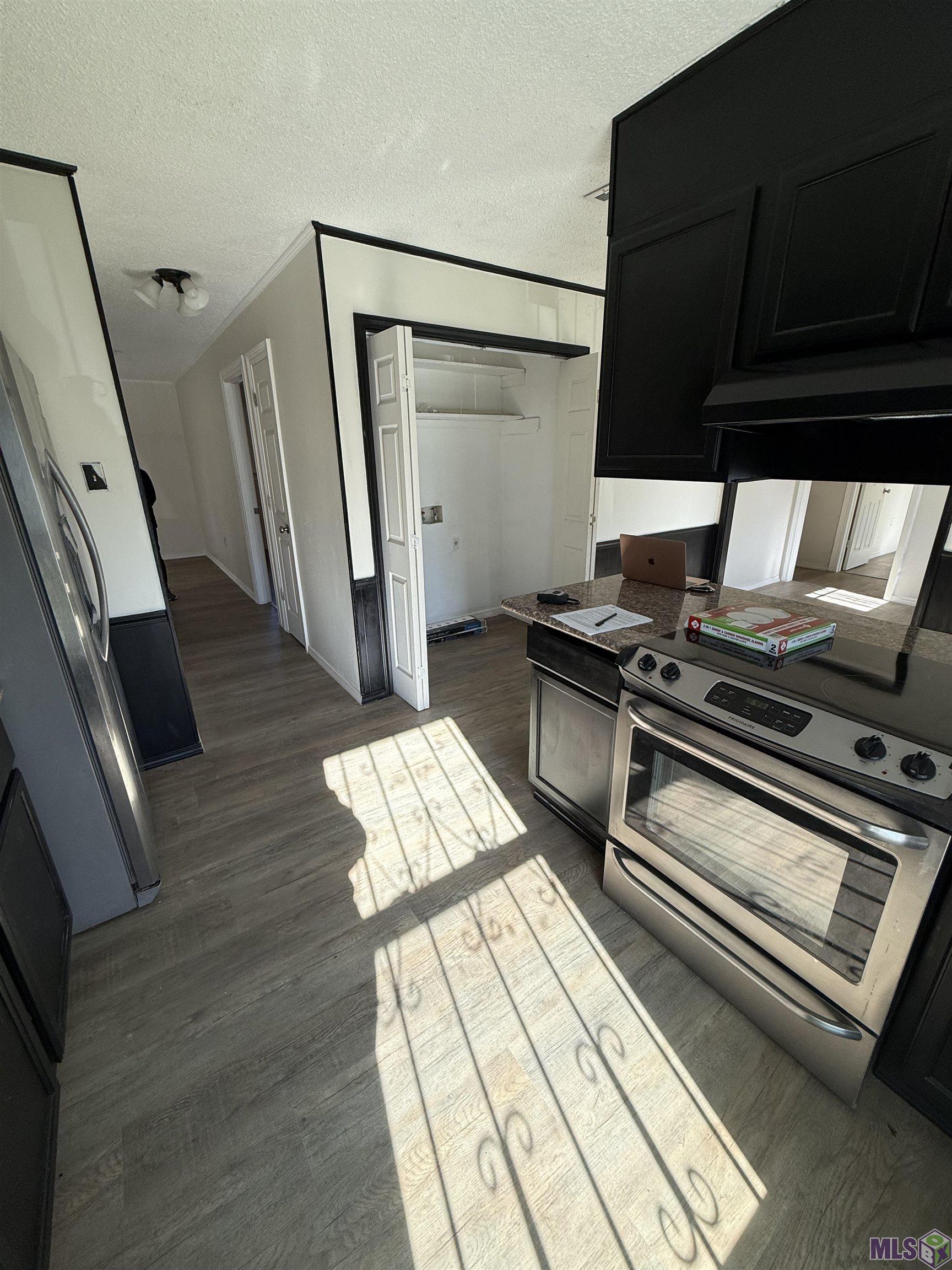 13745 Broad Court Baton Rouge, LA 70810 - Photo 5 of 11