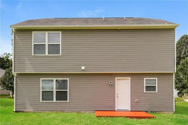 $1,945 | 1122 Langston Drive, Greensboro, NC 27405