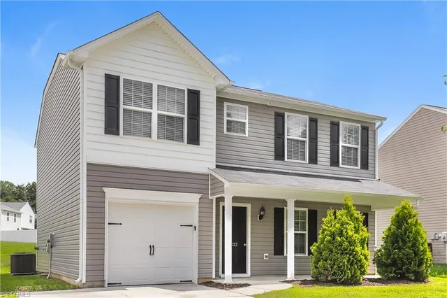 $1,945 | 1122 Langston Drive, Greensboro, NC 27405