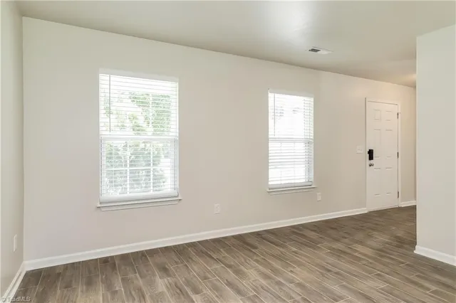 $1,945 | 1122 Langston Drive, Greensboro, NC 27405