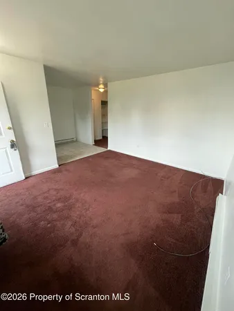 $995 | 612 Oak Street, Unit 3, Old Forge, PA 18518