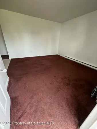 $995 | 612 Oak Street, Unit 3, Old Forge, PA 18518