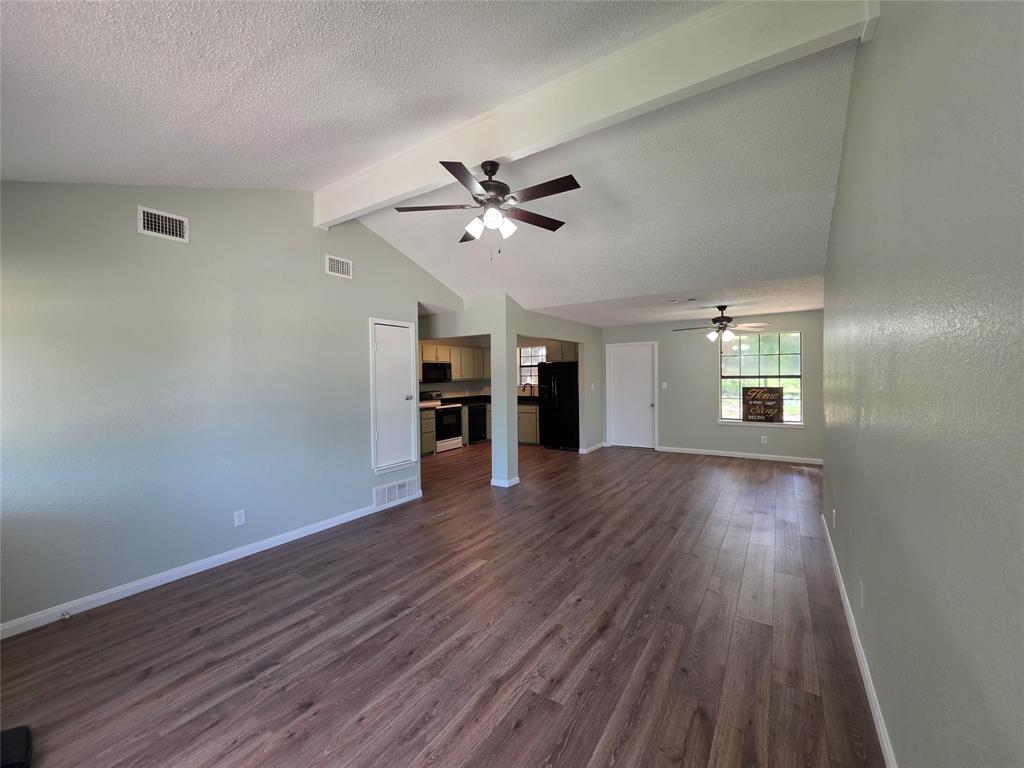 1701 Saddle Road Granbury, TX 76049 - Photo 5 of 14