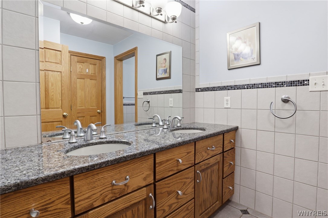 101 Strasmer Road Cheektowaga, NY 14043 - Photo 37 of 48