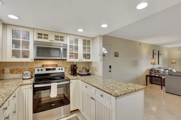 $1,850 | 2400 South Ocean Drive, Unit 111, Fort Pierce, FL 34949