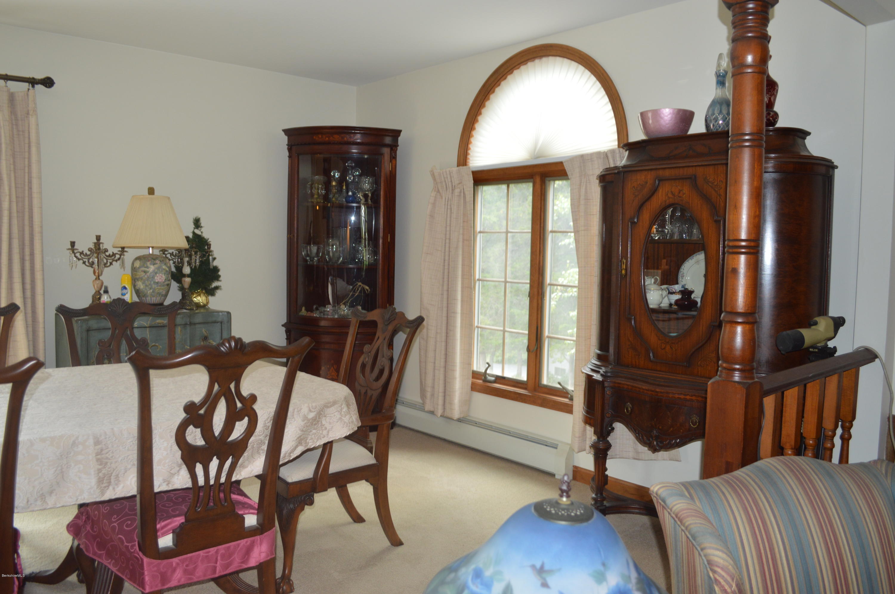 131 Granville Road Southwick, MA 01077 - Photo 11 of 37 Dining room