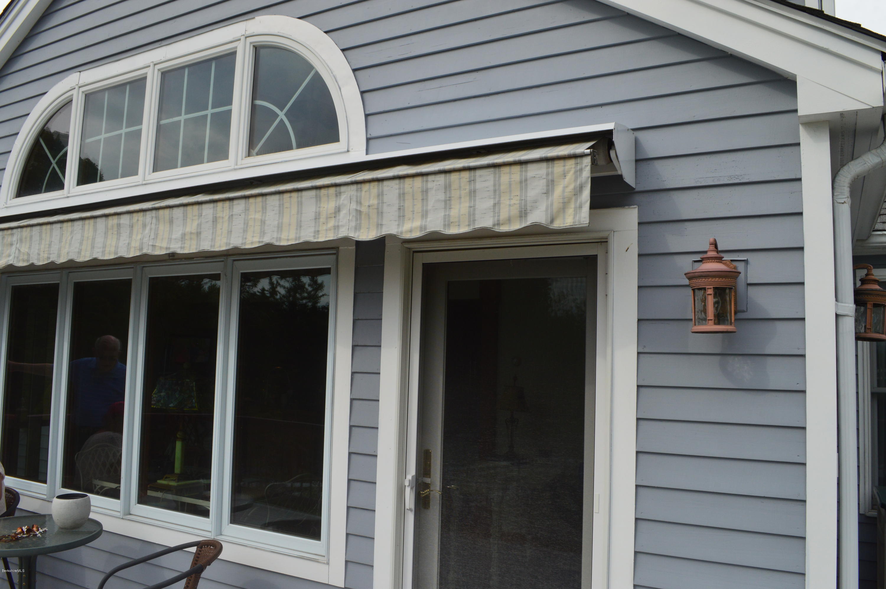 131 Granville Road Southwick, MA 01077 - Photo 23 of 37 Automatic sun shades