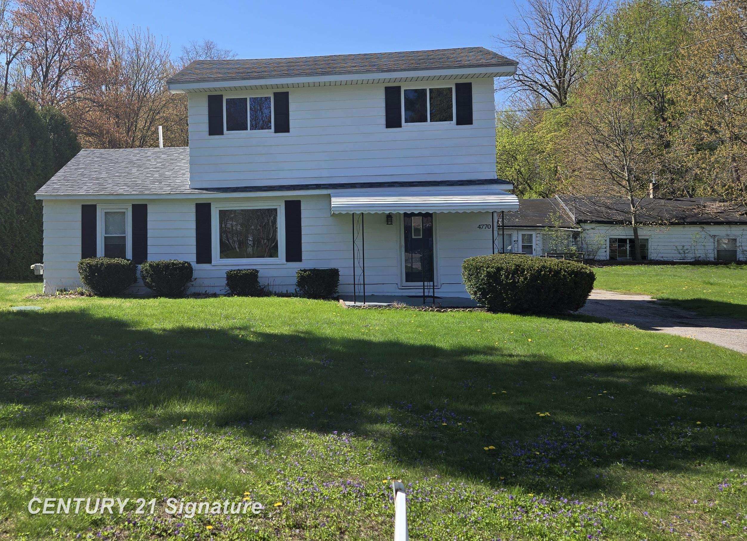 4770 King Road Saginaw, MI 48601 - Photo 2 of 38