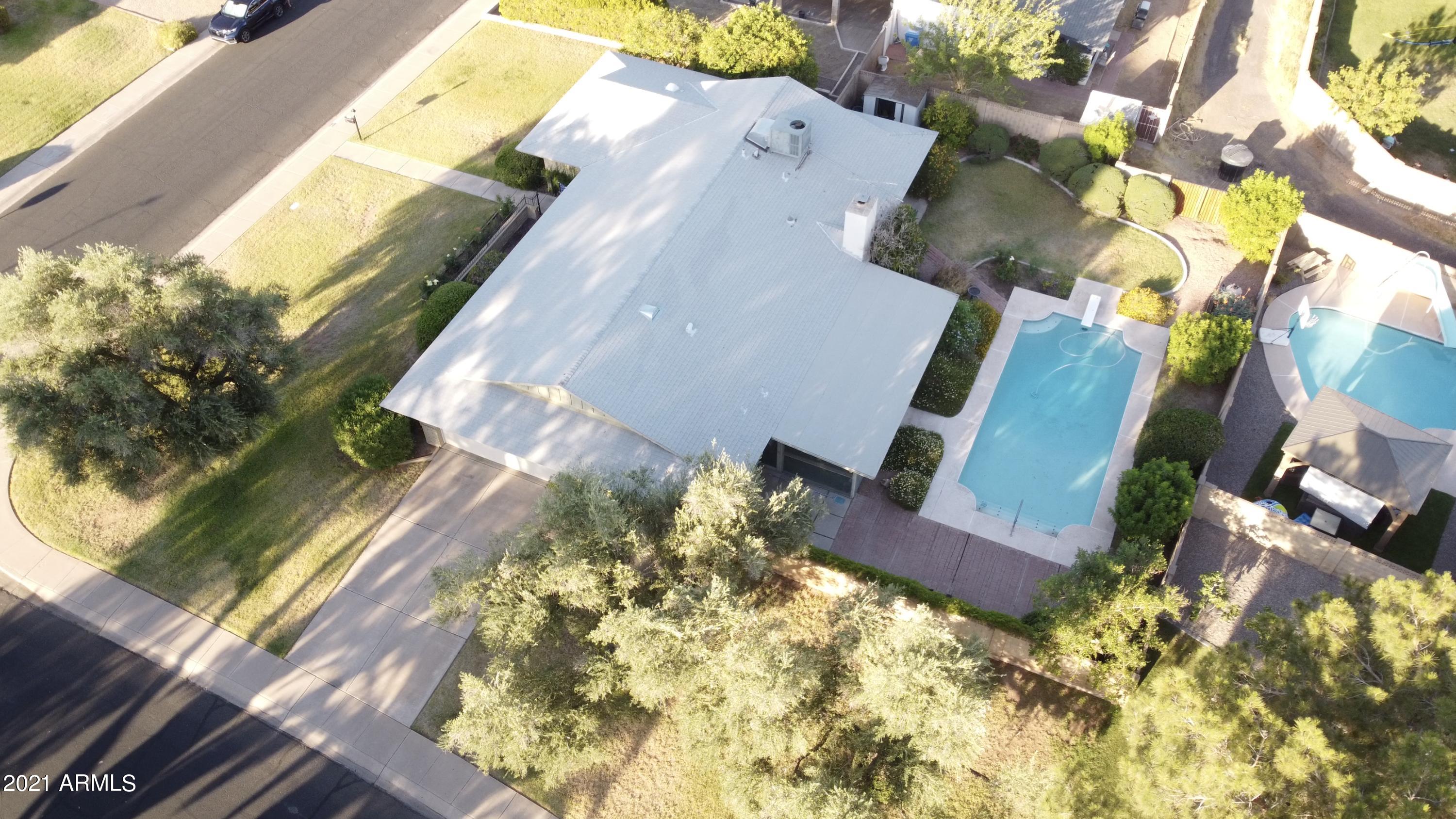 1715 West Seldon Lane Phoenix, AZ 85021 - Photo 2 of 13 Screen Shot 2021-05-31 at 11.57.45 AM