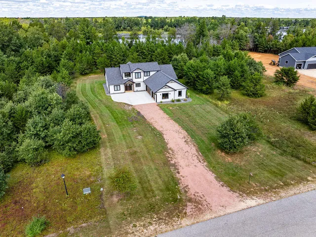 $739,900 | W5730 Waterstone Lane, Germantown, WI 53950