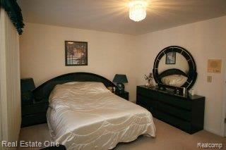 542 Kentucky Drive Rochester, MI 48307 - Photo 14 of 22 MASTER BEDROOM