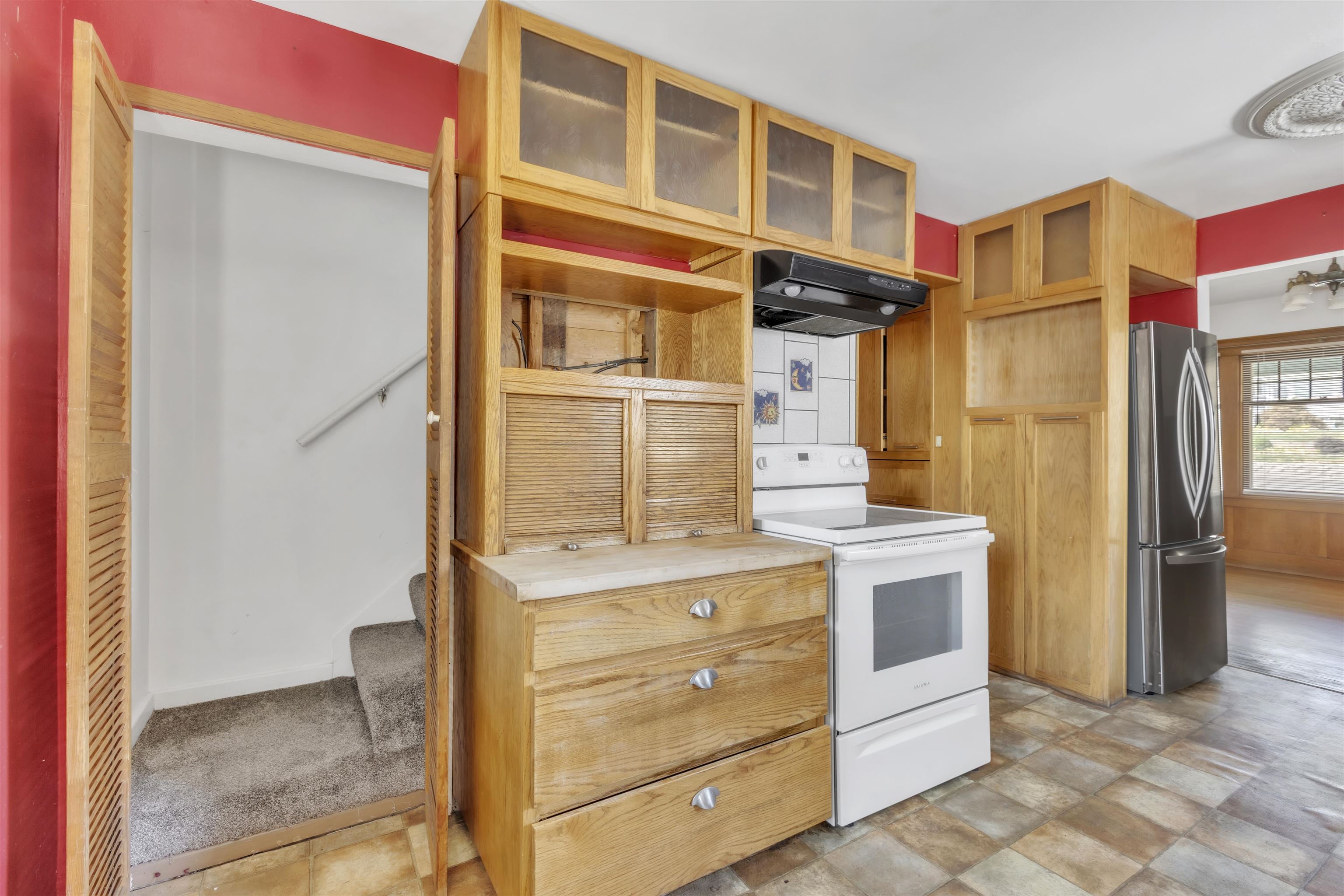 125 South Roop Street Susanville, CA 96130 - Photo 12 of 34