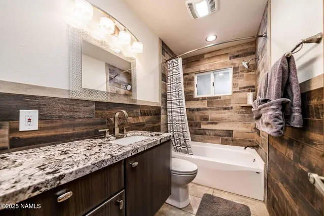 a view of a porch with furniture