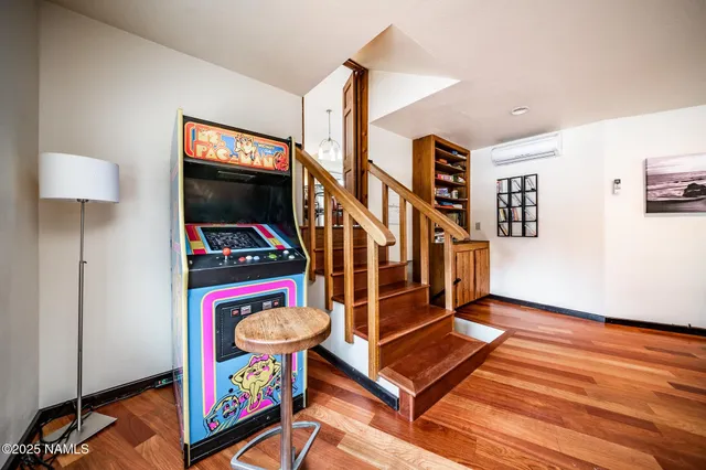 $4,900 | 427 East Cherry Avenue, Flagstaff, AZ 86001