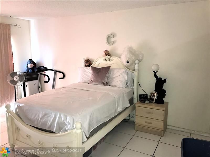 15486 Southwest 85th Lane, Unit 118 Miami, FL 33193 - Photo 21 of 35