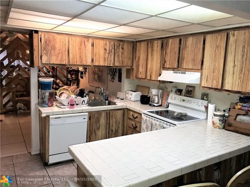 15486 Southwest 85th Lane, Unit 118 Miami, FL 33193 - Photo 6 of 35