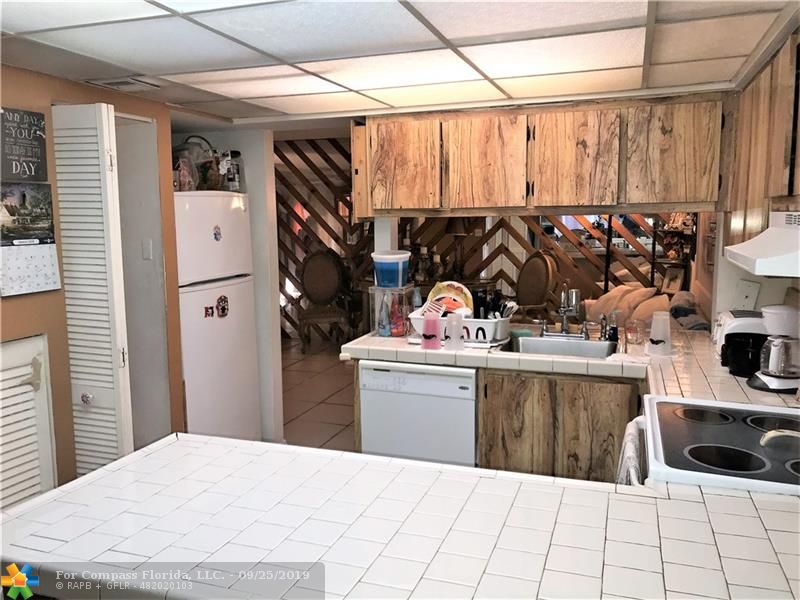 15486 Southwest 85th Lane, Unit 118 Miami, FL 33193 - Photo 7 of 35