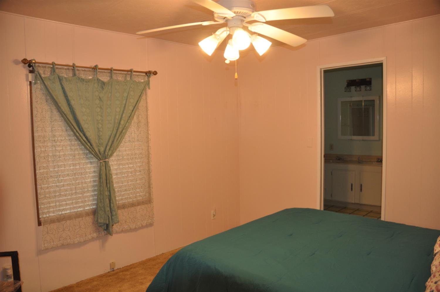 24 Schooner Lane Modesto, CA 95356 - Photo 12 of 44