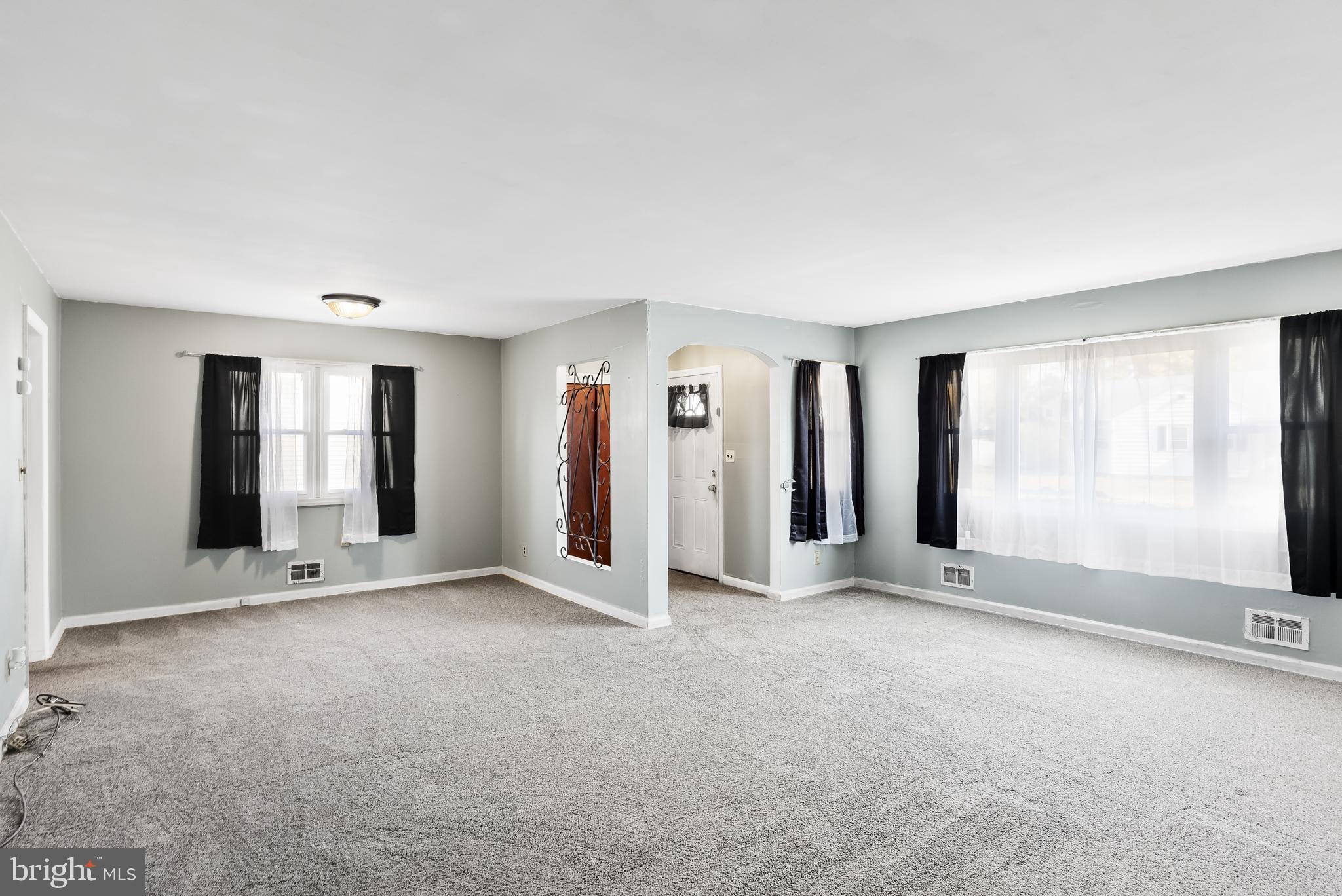 43 Tinker Drive Mount Holly, NJ 08060 - Photo 5 of 21