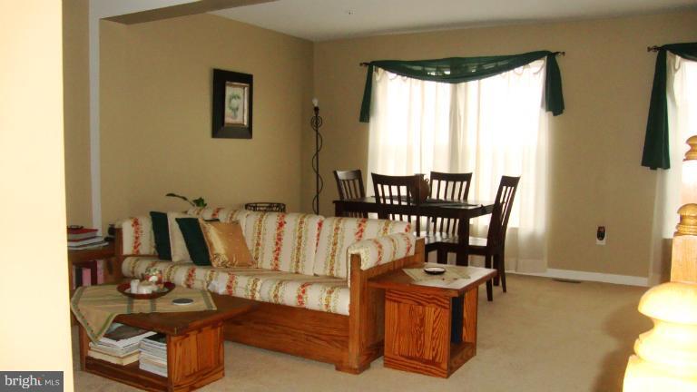 7618 Fairbrook Road Windsor Mill, MD 21244 - Photo 12 of 18 Living Room