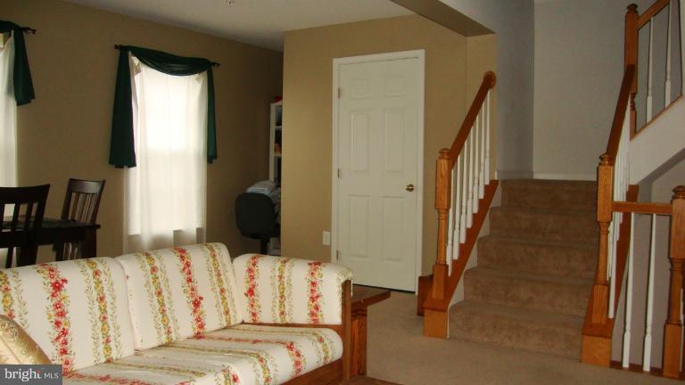 7618 Fairbrook Road Windsor Mill, MD 21244 - Photo 13 of 18 Interior (General)