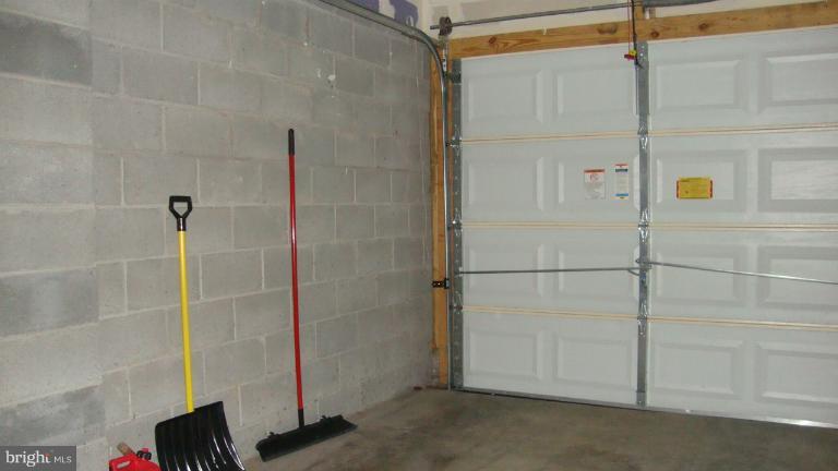7618 Fairbrook Road Windsor Mill, MD 21244 - Photo 16 of 18 Interior (General)