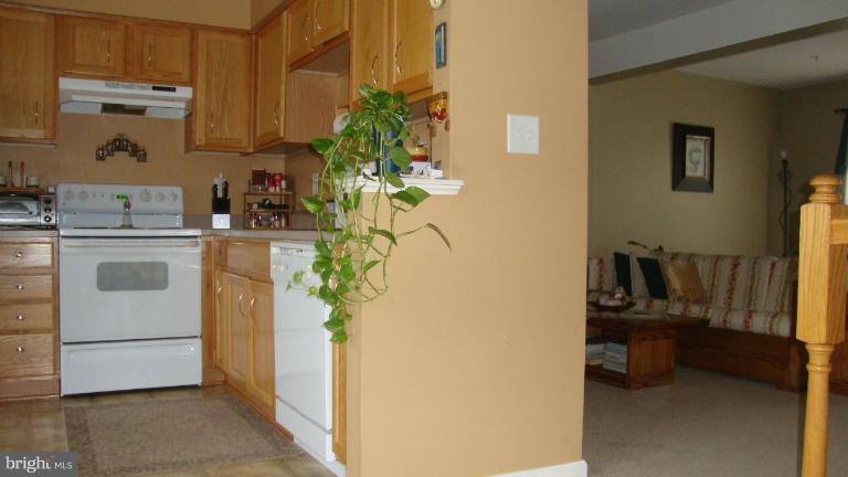 7618 Fairbrook Road Windsor Mill, MD 21244 - Photo 3 of 18 Interior (General)