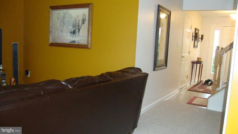 7618 Fairbrook Road Windsor Mill, MD 21244 - Photo 10 of 18 Interior (General)
