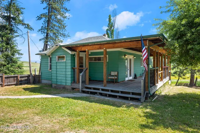 $460,000 | 39138 State Highway 3, St. Maries, ID 83861
