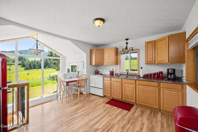 $460,000 | 39138 State Highway 3, St. Maries, ID 83861