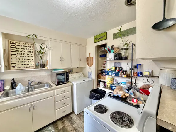 $749,900 | 1002-1004 South Shoshone Street, Boise, ID 83705