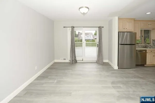 $4,520 | 14-18 Prospect Avenue, Fair Lawn, NJ 07410