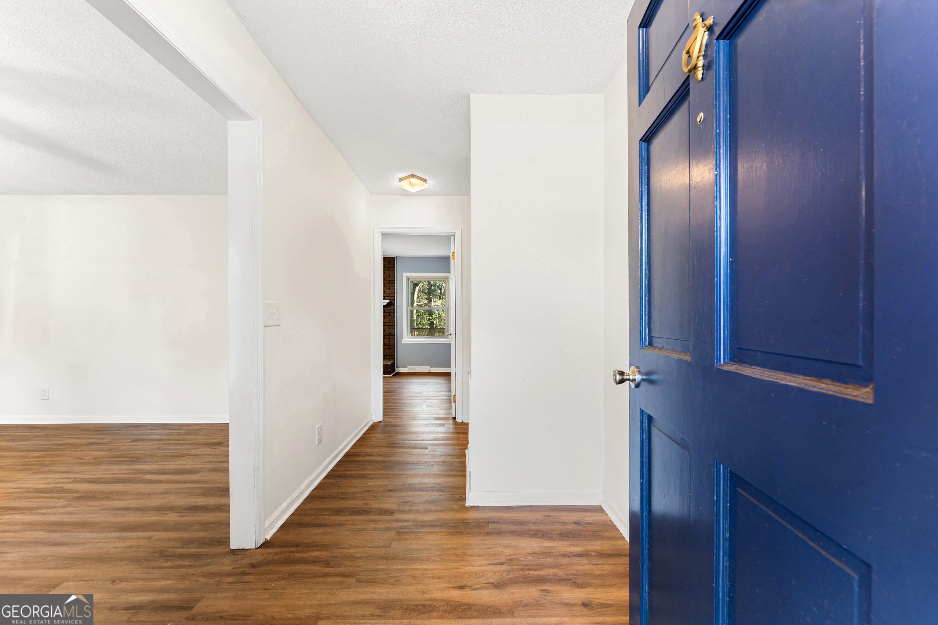 101 Fisher Drive Hartwell, GA 30643 - Photo 21 of 48 a view of an entryway