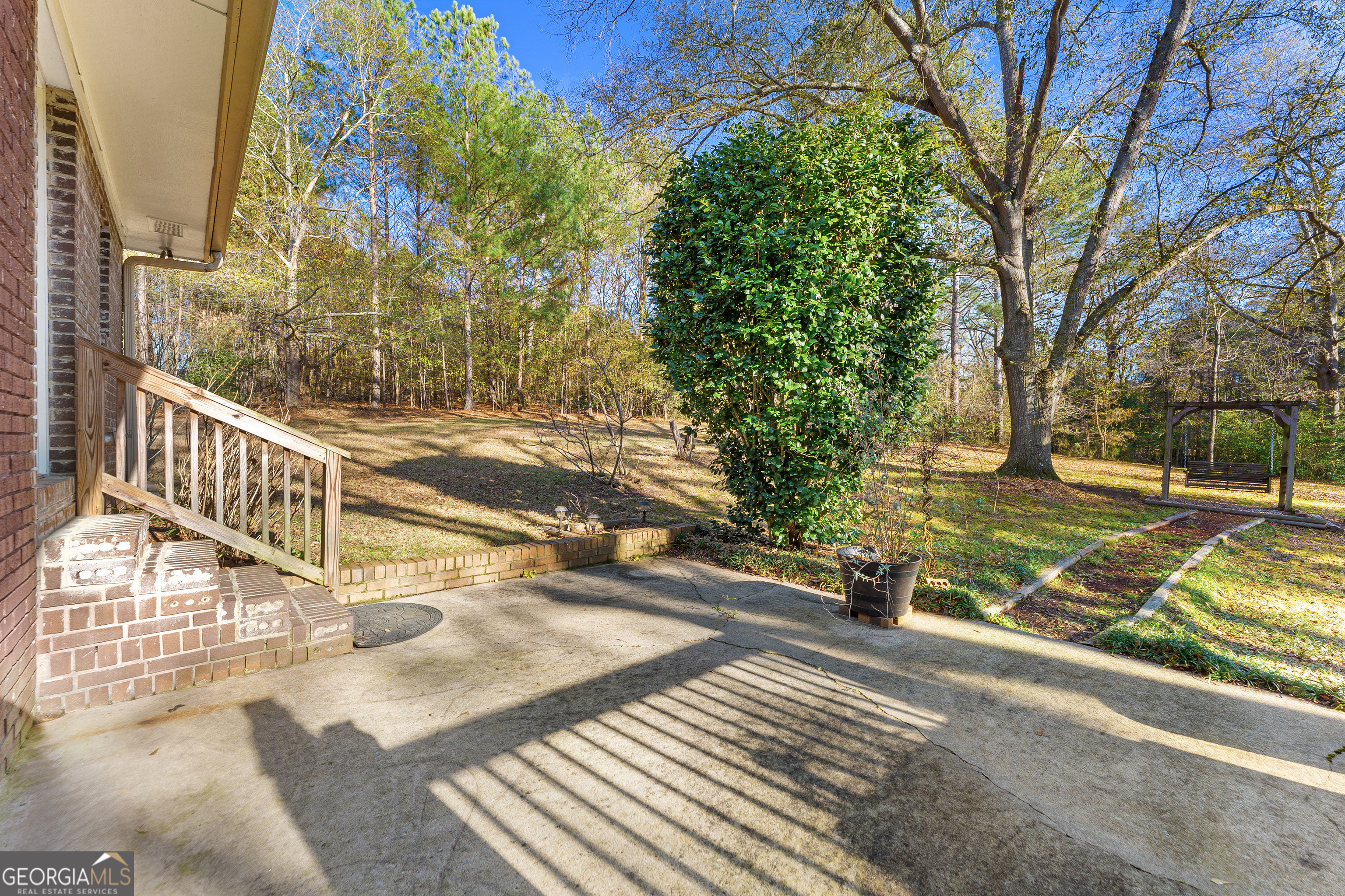 101 Fisher Drive Hartwell, GA 30643 - Photo 32 of 48 a view of a patio with a yard