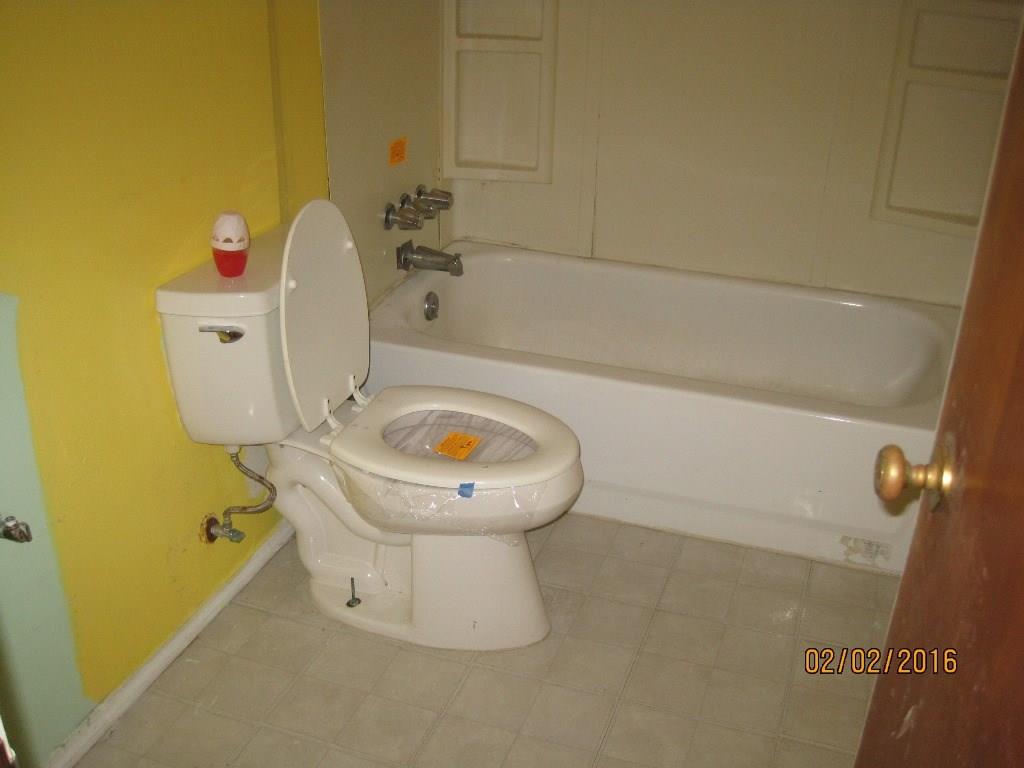 36 Kenridge Drive McKees Rocks, PA 15136 - Photo 13 of 17 Gallery Image 13