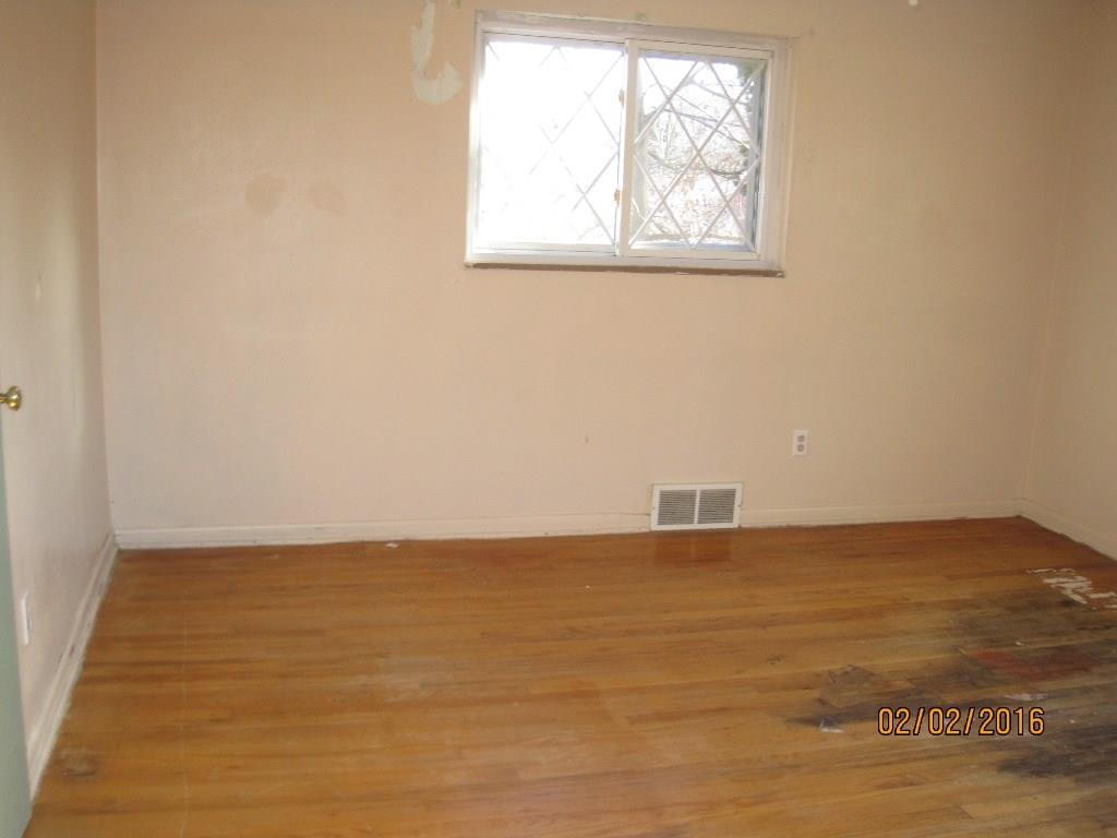 36 Kenridge Drive McKees Rocks, PA 15136 - Photo 14 of 17 Gallery Image 14