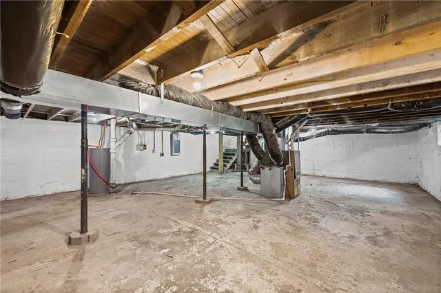 $115,000 | 1426 North 3rd Street, St. Joseph, MO 64505