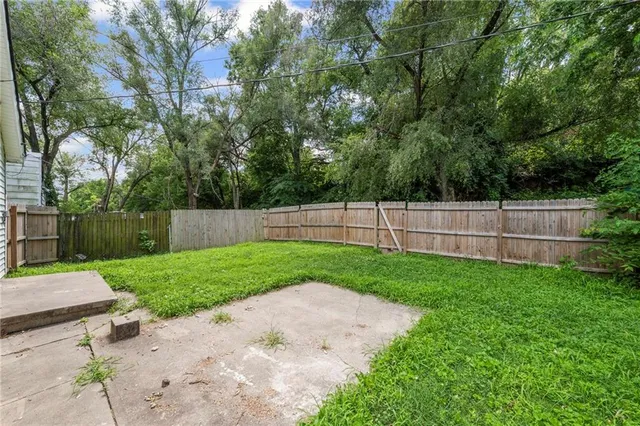 $115,000 | 1426 North 3rd Street, St. Joseph, MO 64505