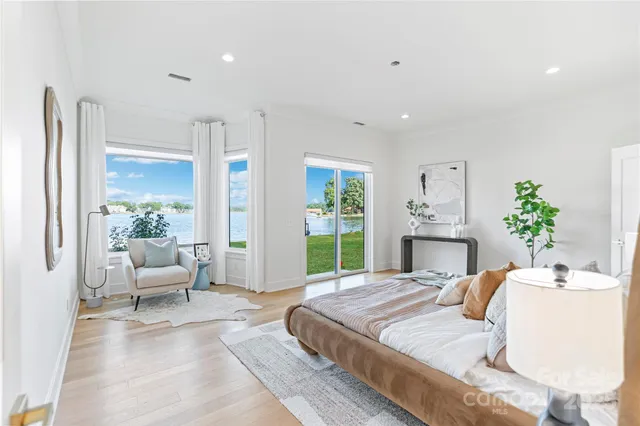 $4,350,000 | 21528 Norman Shores Drive, Cornelius, NC 28031