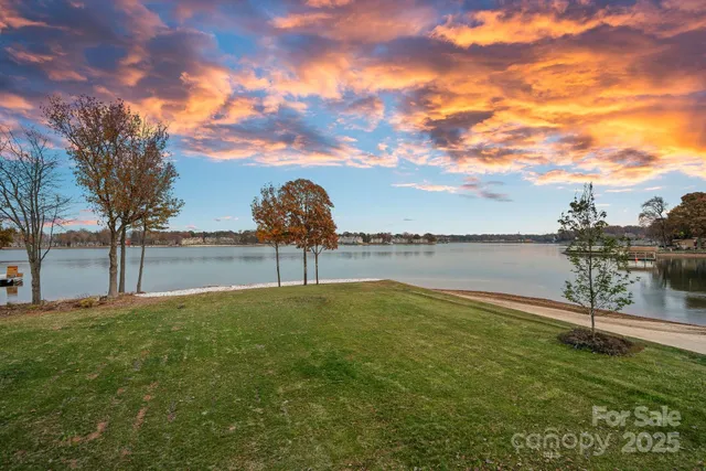 $4,350,000 | 21528 Norman Shores Drive, Cornelius, NC 28031