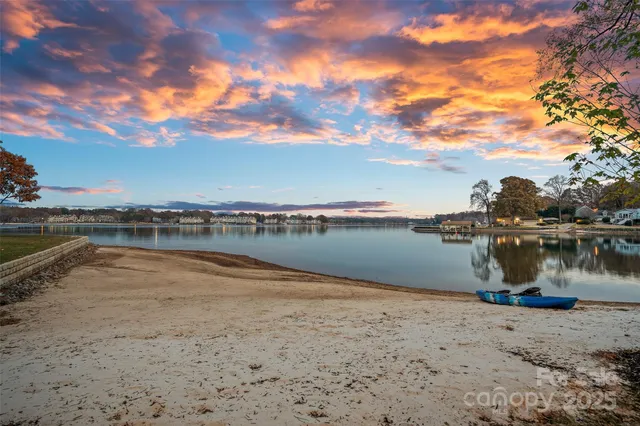 $4,350,000 | 21528 Norman Shores Drive, Cornelius, NC 28031