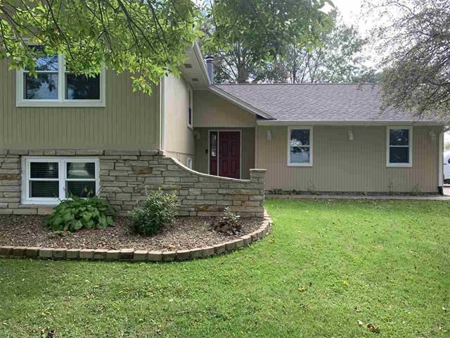 5019 American Legion Road Iowa City, IA 52240 - Photo 1 of 49 Gallery Image 1
