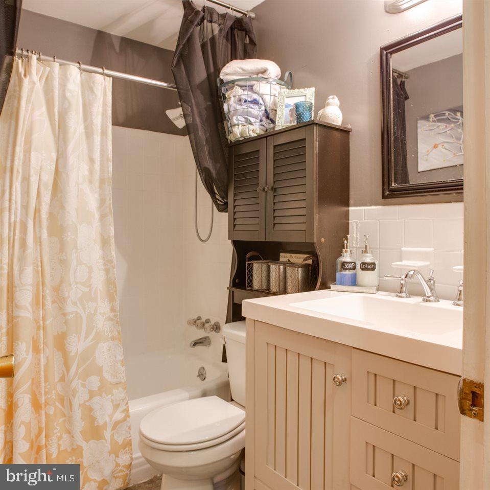 5660 Chambers Hill Road Harrisburg, PA 17111 - Photo 22 of 25 Gallery Image 22