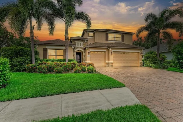 $849,900 | 535 Honeyflower Loop, Bradenton, FL 34212