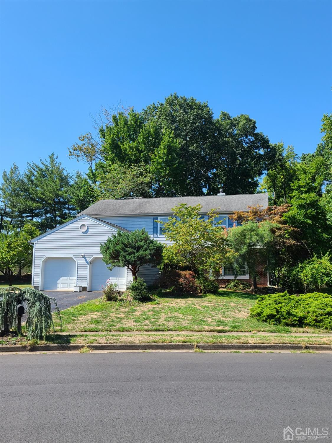 29 Aspen Circle, Edison, NJ 08820 Compass