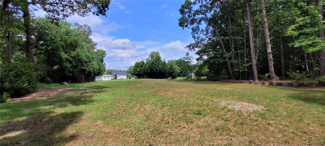 10617 Reams Road Chesterfield, VA 23236 - Photo 8 of 34 a view of outdoor space