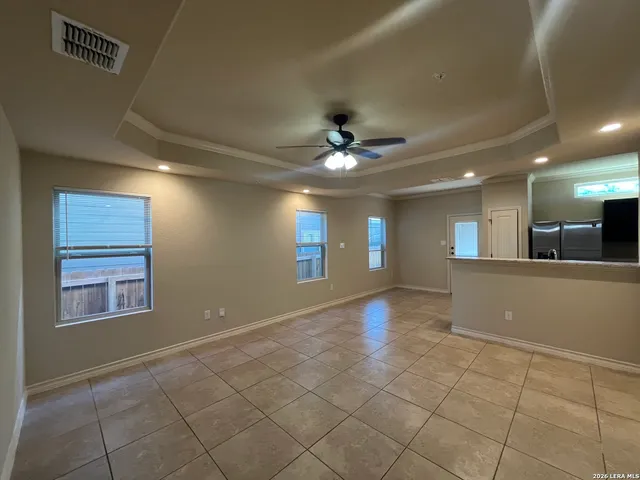 $1,395 | 6410 Luglio Lane, Unit 104, San Antonio, TX 78233
