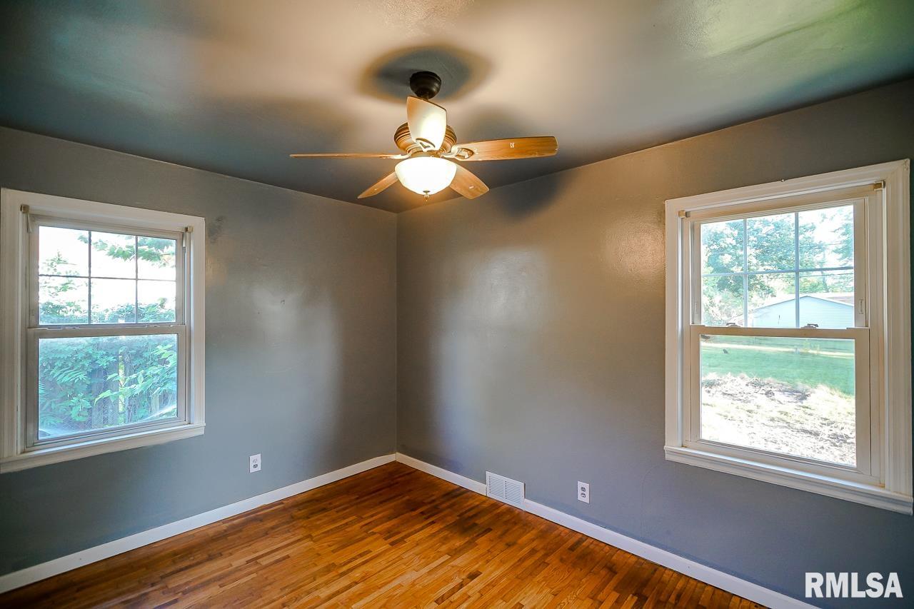 234 East Cherry Ridge Road Peoria, IL 61614 - Photo 12 of 26 Gallery Image 12