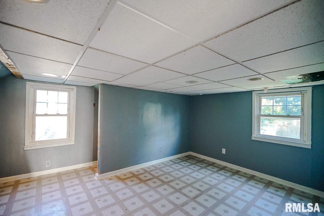 234 East Cherry Ridge Road Peoria, IL 61614 - Photo 23 of 26 Gallery Image 23