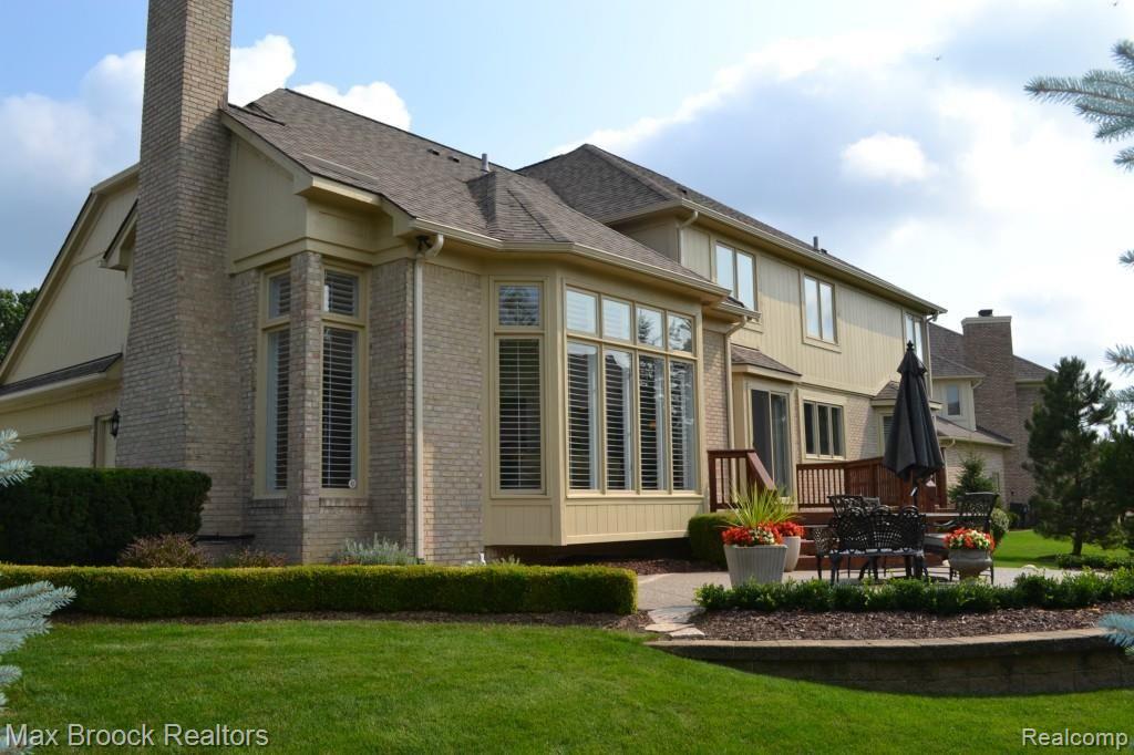 3077 Mapleridge Court Rochester Hills, MI 48309 - Photo 14 of 49